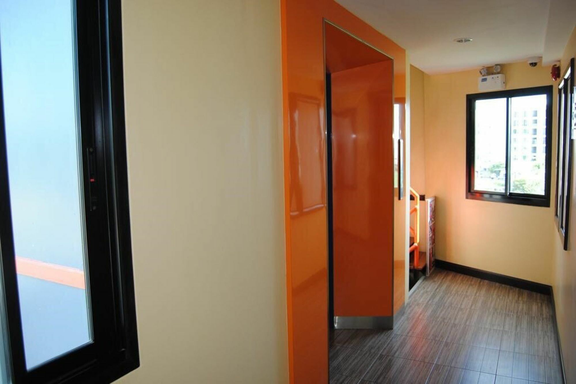 Uplus Uhome Residence Pattaya Zewnętrze zdjęcie
