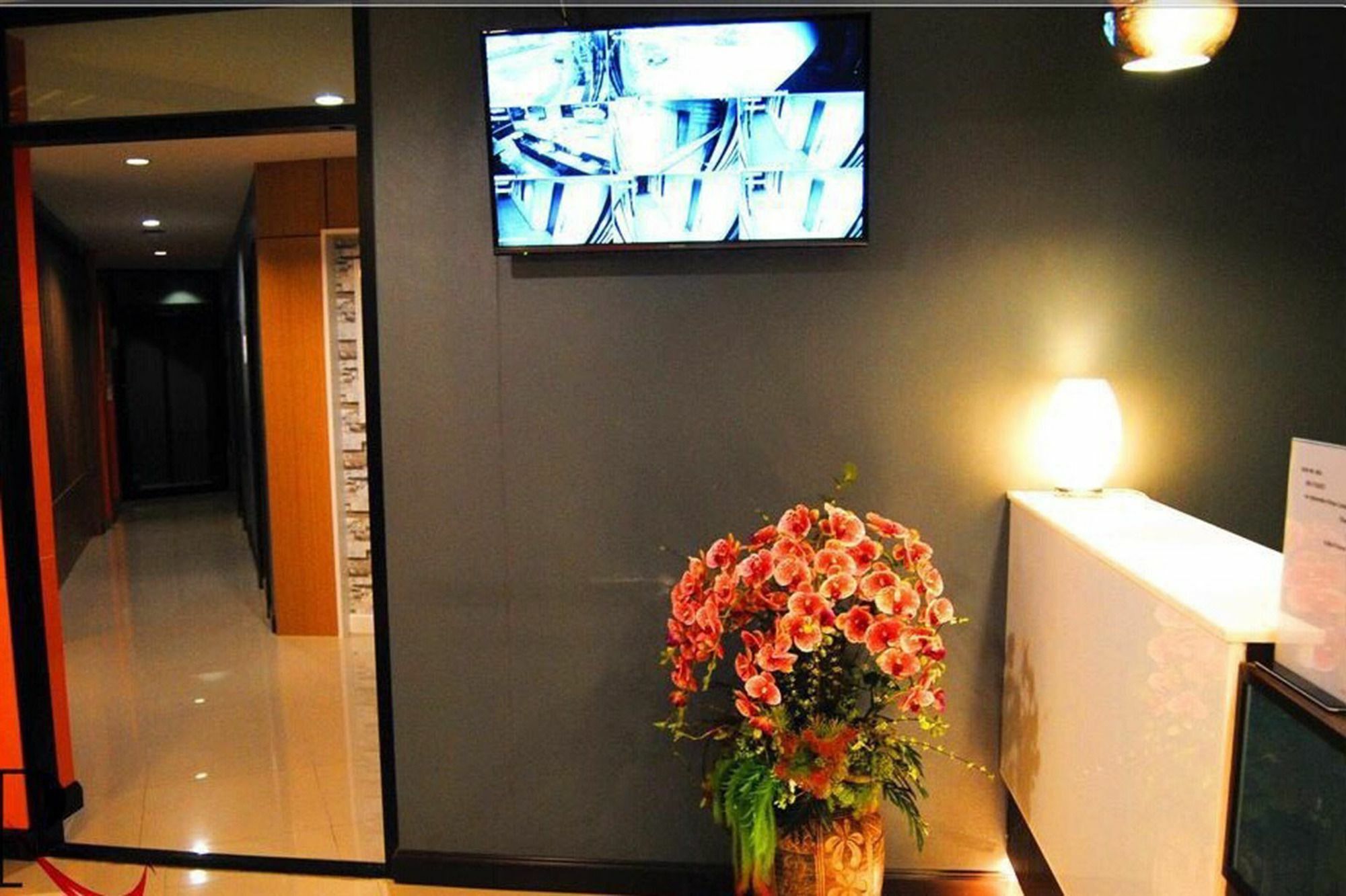 Uplus Uhome Residence Pattaya Zewnętrze zdjęcie